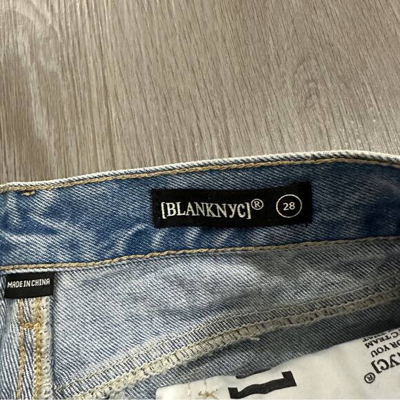 Blank NYC The Warren Overlap High Rise Denim Shorts in Fare Warning Size 28 - Picture 5 of 10